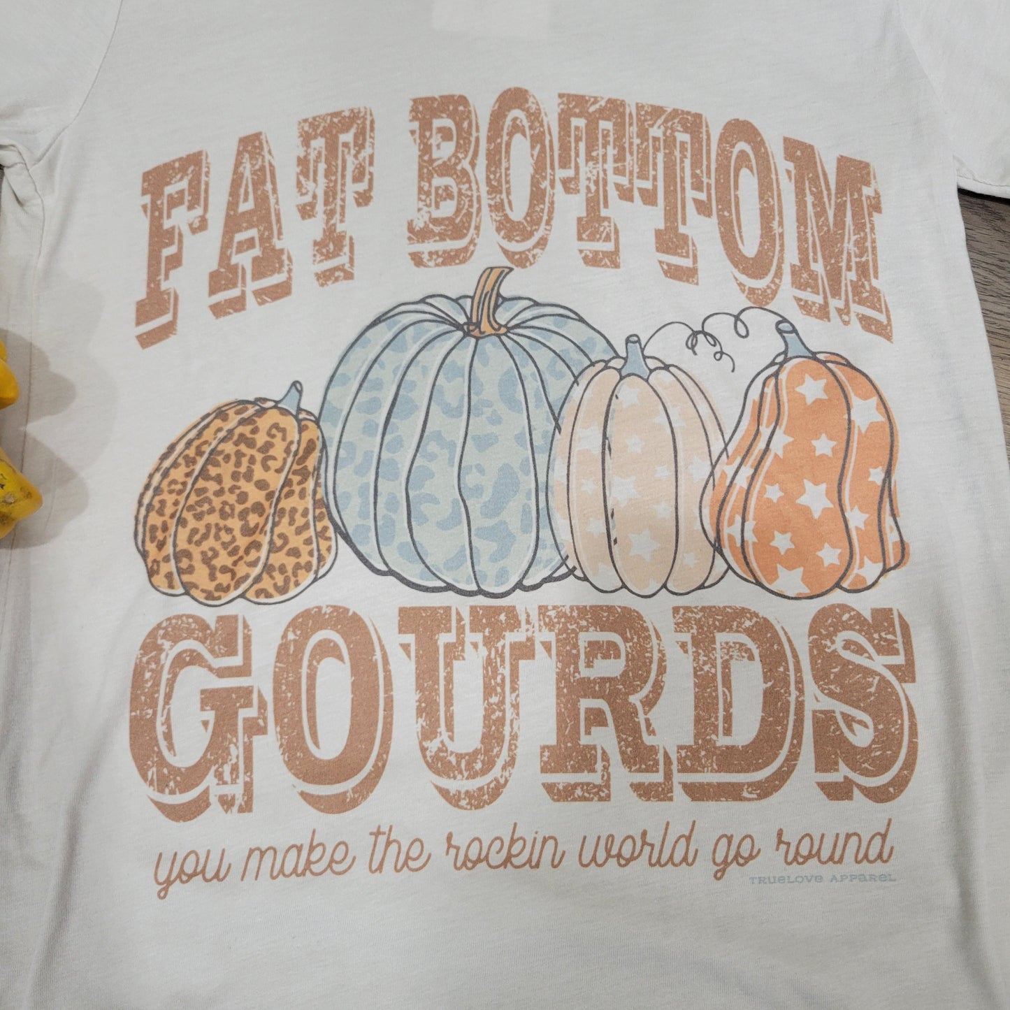 FAT BOTTOM GOURDS TEE