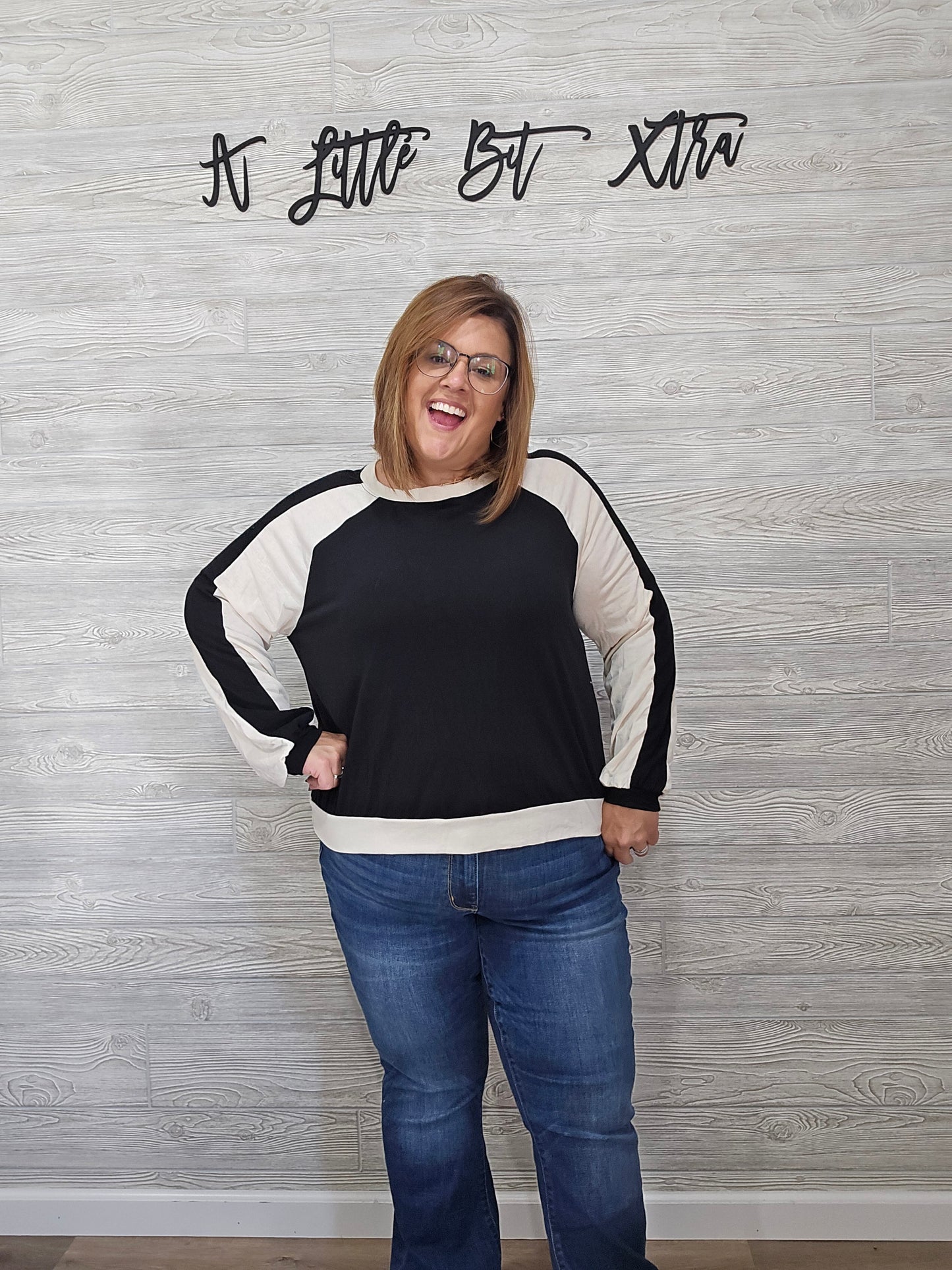 SPORTY BLACK LONG SLEEVE TOP