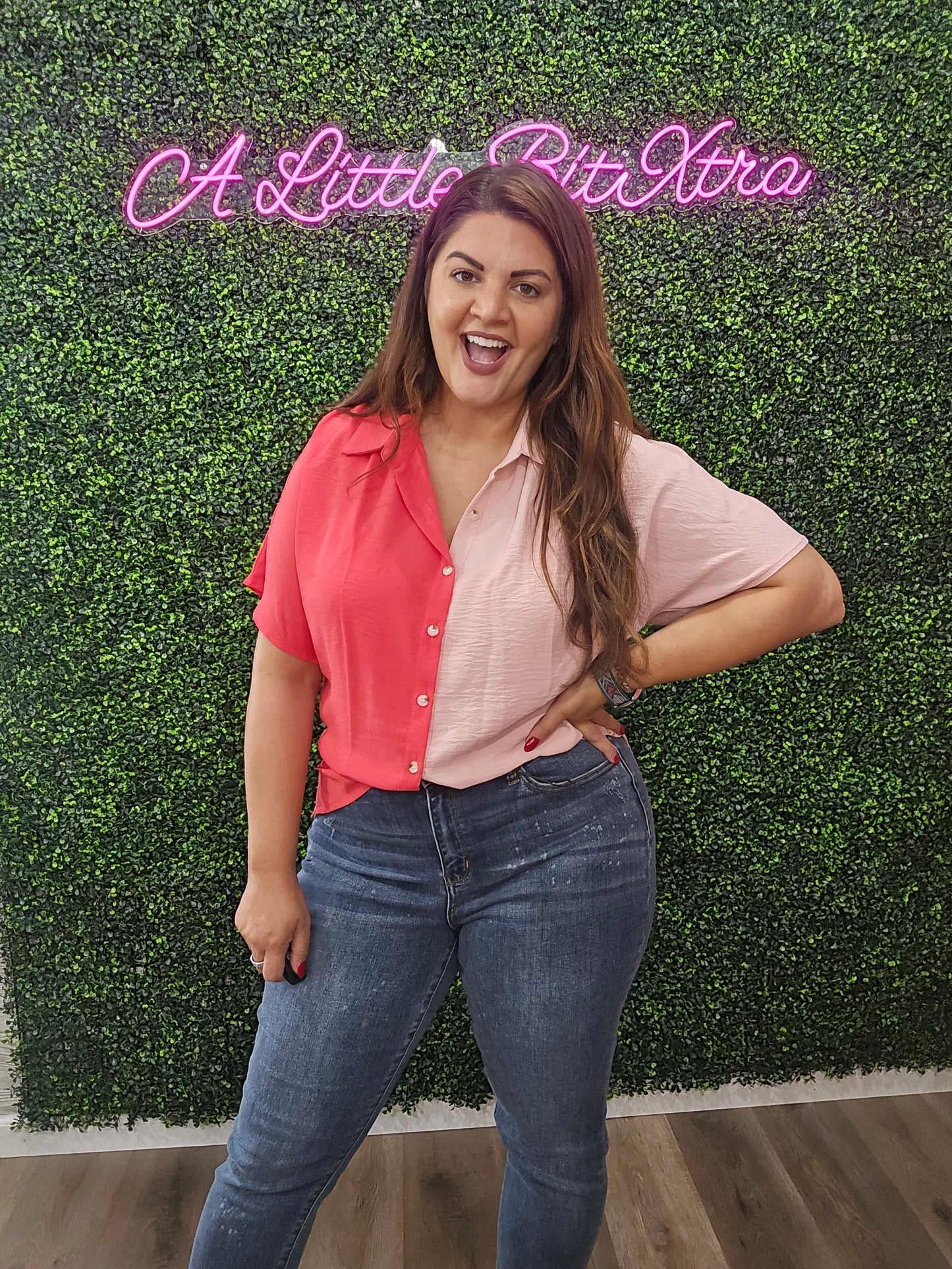 THE REESE LIGHTWEIGHT BUTTON SHIRT