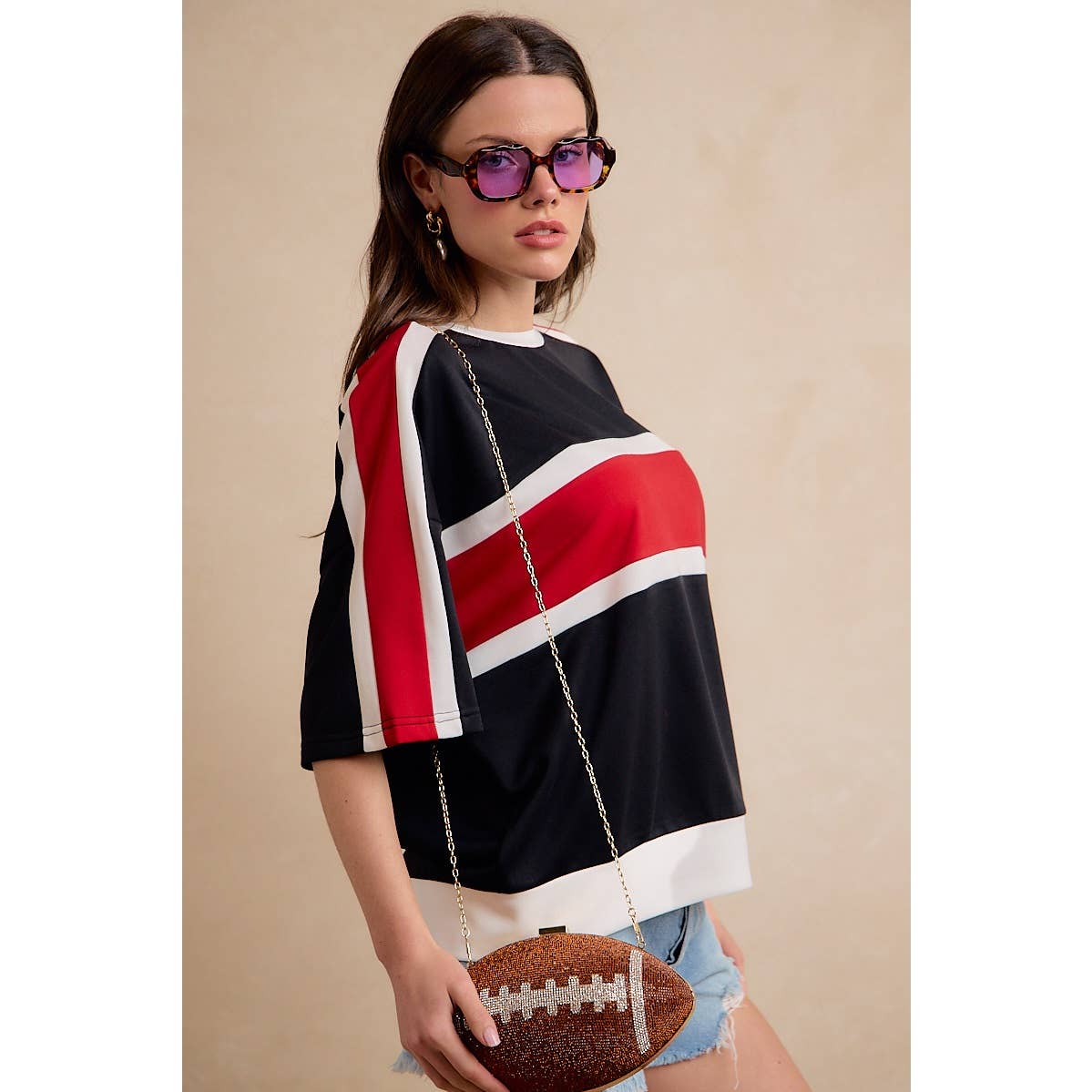 WOMEN GAMEDAY COLORBLOCK TEE: BLACK/RED