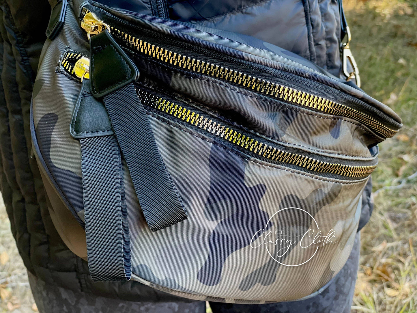 Farah Fanny Pack Shoulder Sling Bag - Black Camo RTS