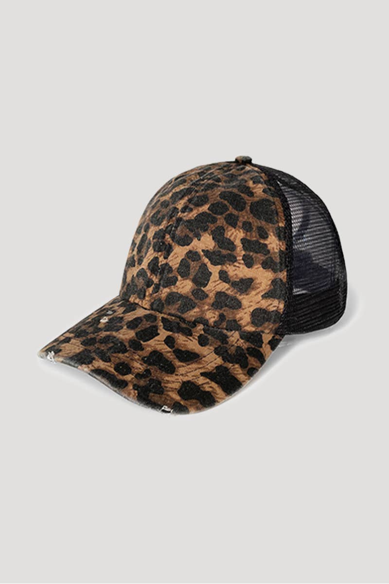 Leopard print baseball cap with mesh back: Black