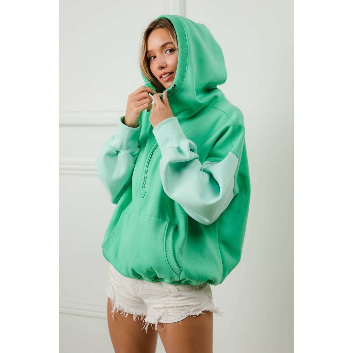 COLOR BLOCK ELASTIC HEM FLEECE HOODIE: PERIWINKLE MULTI / XL