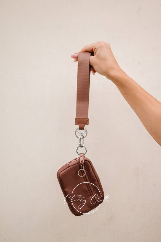 Willow Wristlet Wallet - Mocha RTS