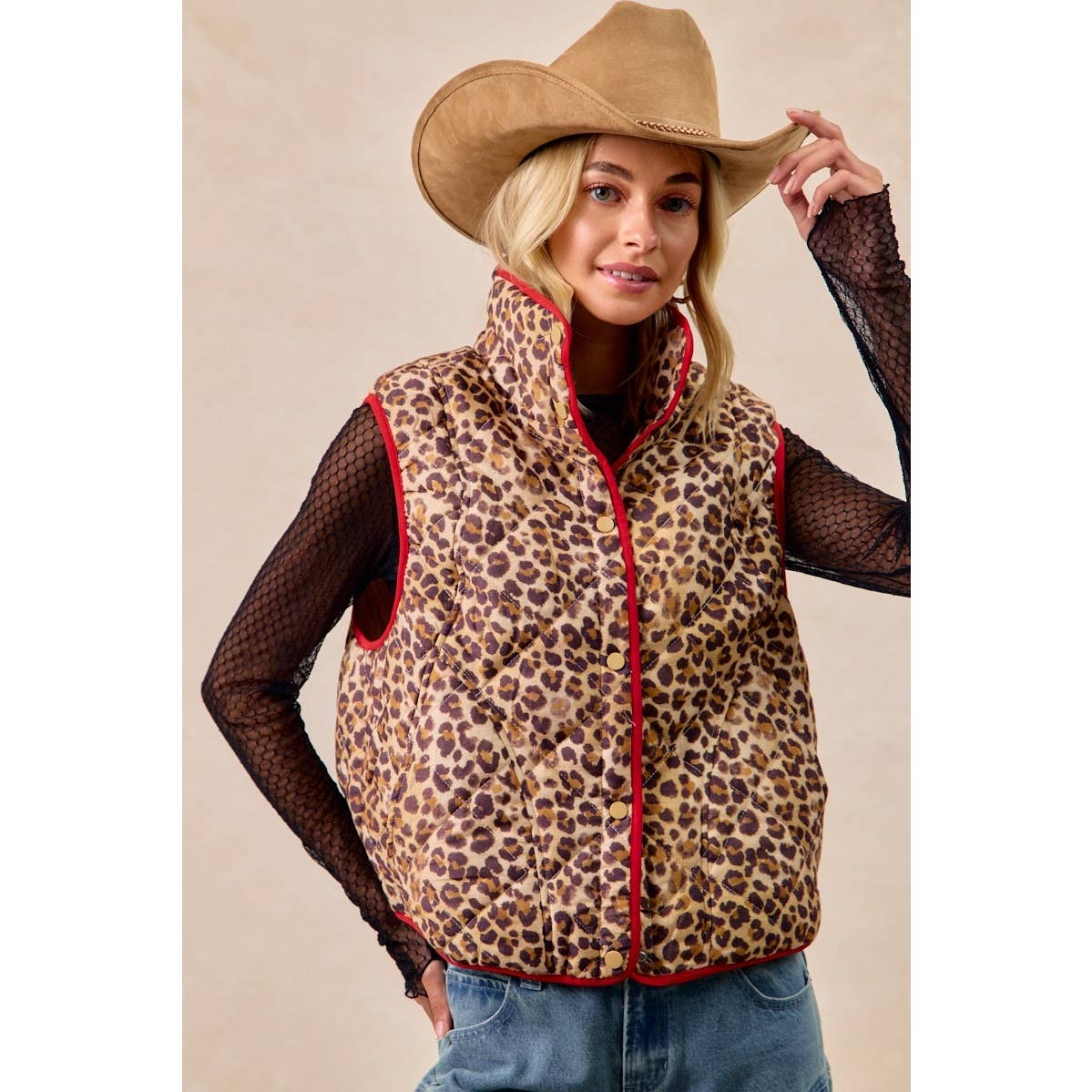 LEOPARD PRINT PIPING DETAIL QUILTED VEST: LEOPARD/BLACK / XL