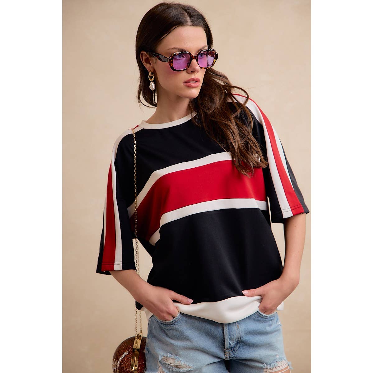 WOMEN GAMEDAY COLORBLOCK TEE: BLACK/RED