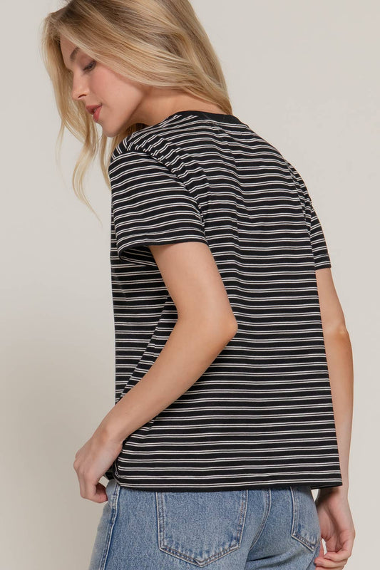 Black/White Short Sleeve Round Neck Stripe Tee