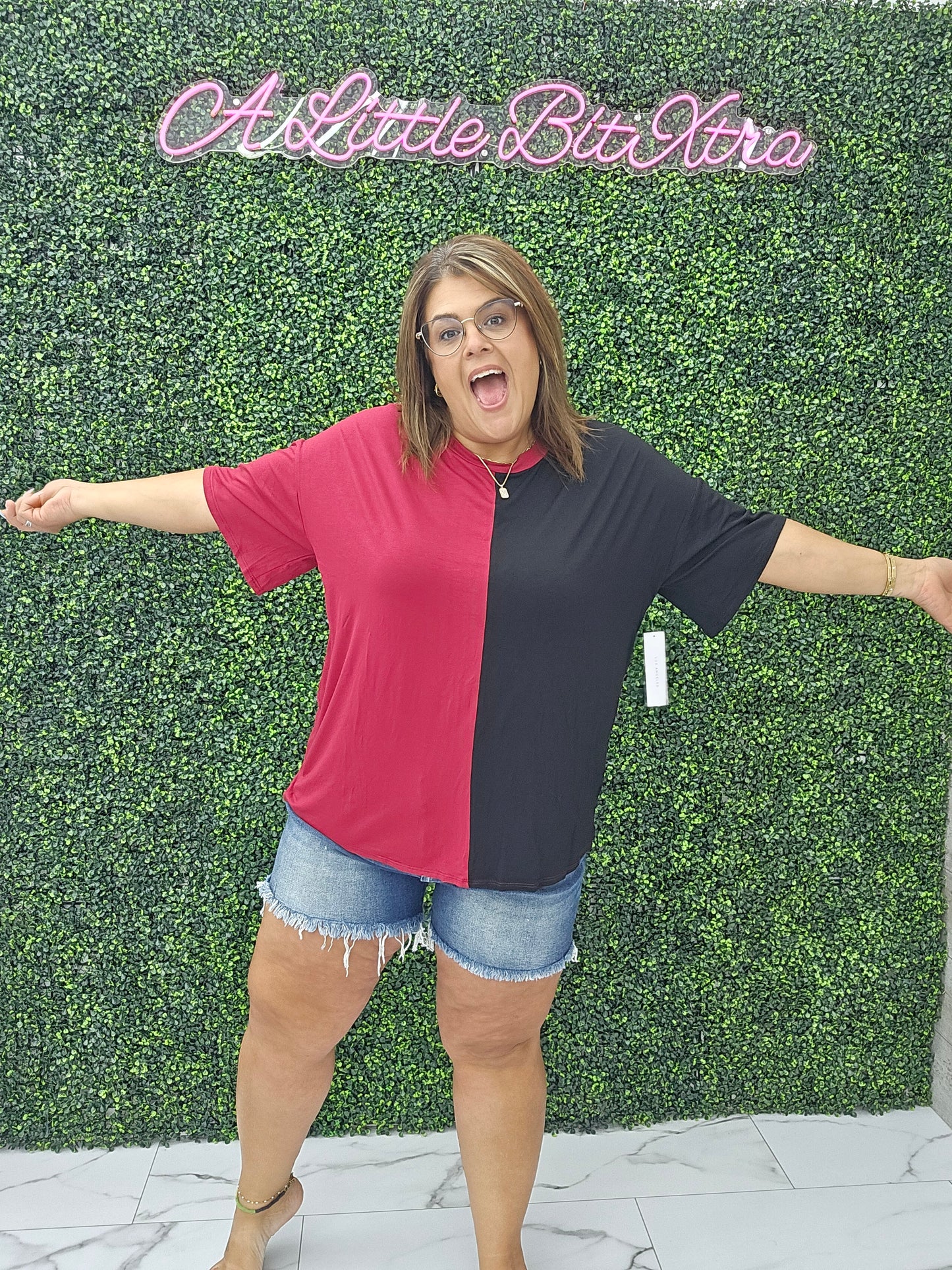Game Day Multi Color Knit Top: BURGUNDY/BLACK