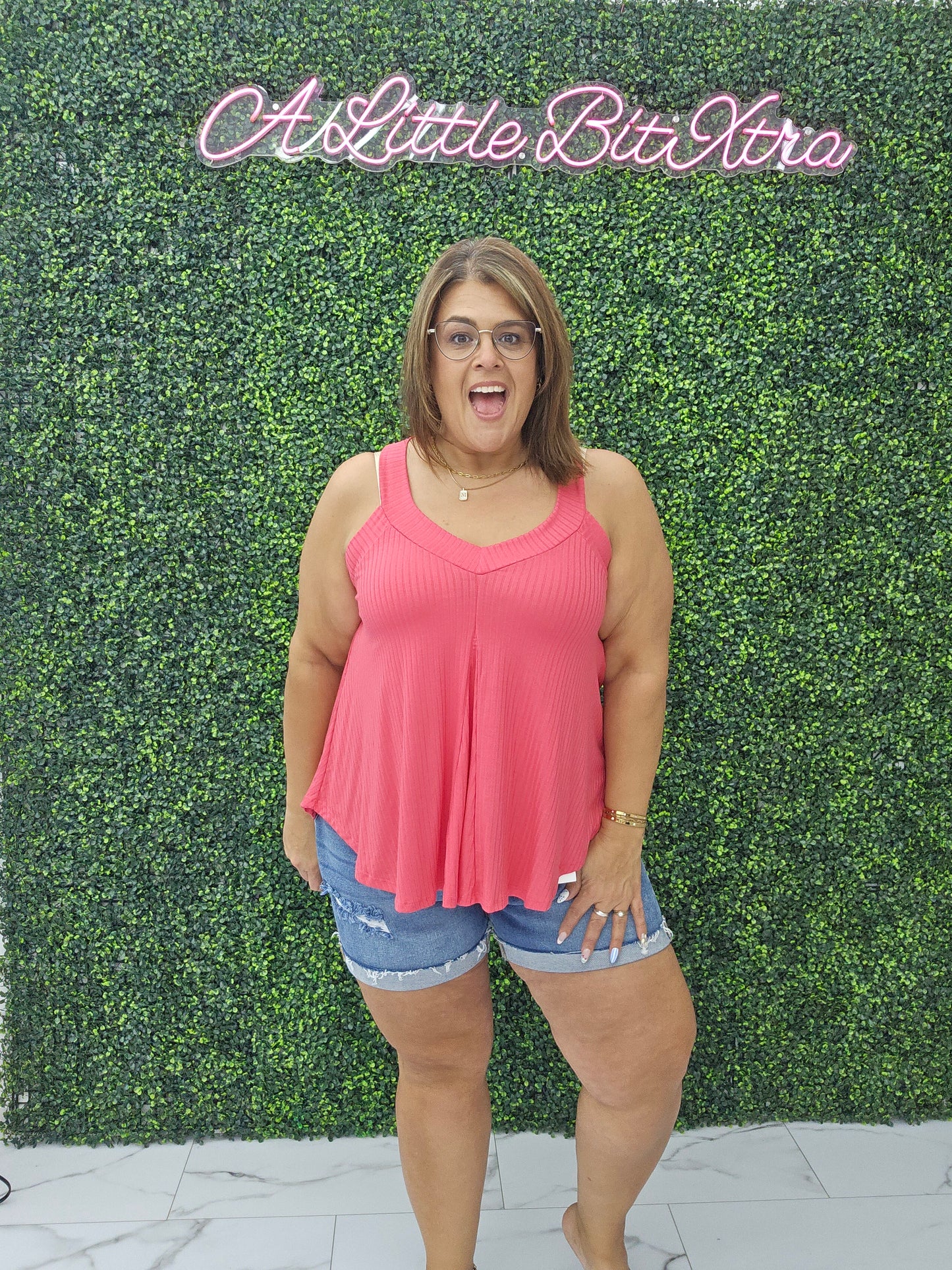 SUMMER KINGSLEY TANK: CORAL