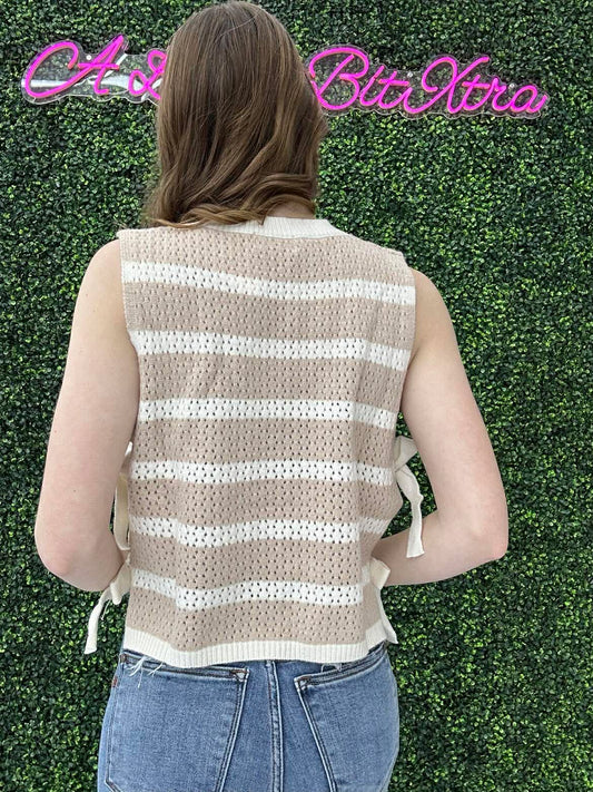 Striped Sleeveless Sweater: Oatmeal/ Ivory