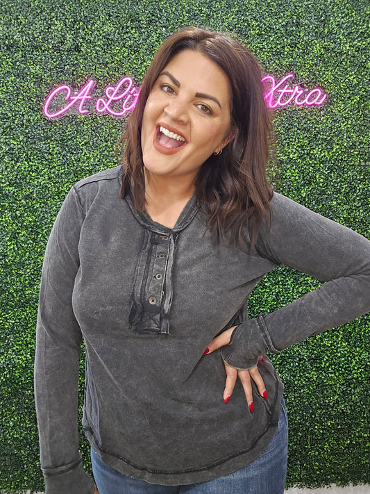 ASH BLACK THUMB HOLE LONG SLEEVE TOP