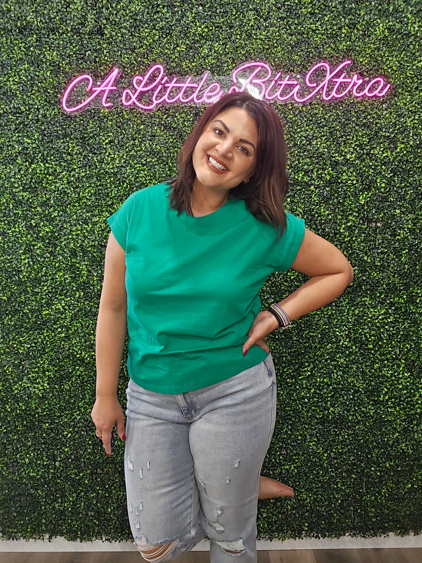 GREEN ROUND NECK FOLDED SHORT SLEEVE