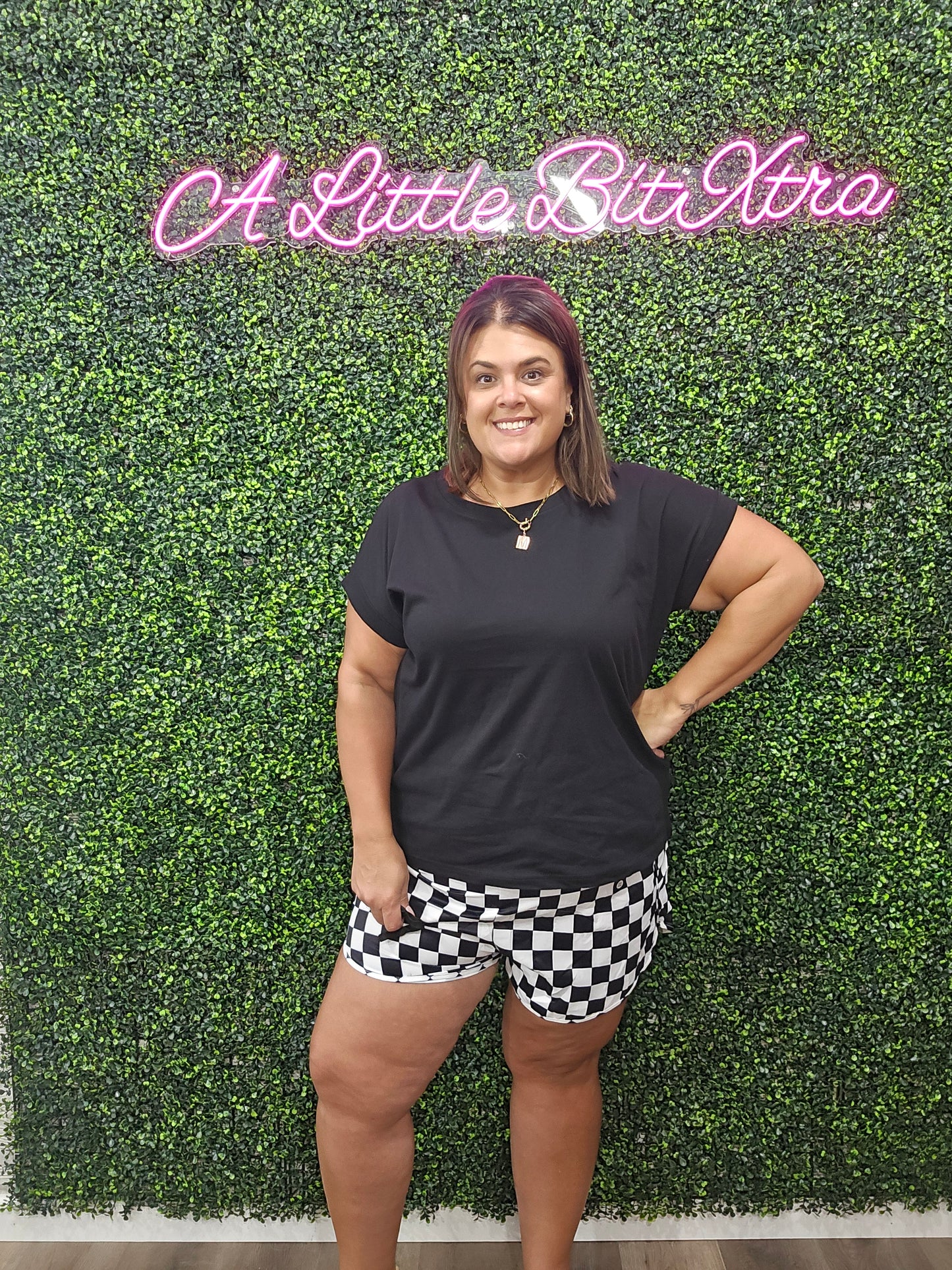 BLACK BOXY COTTON TEE