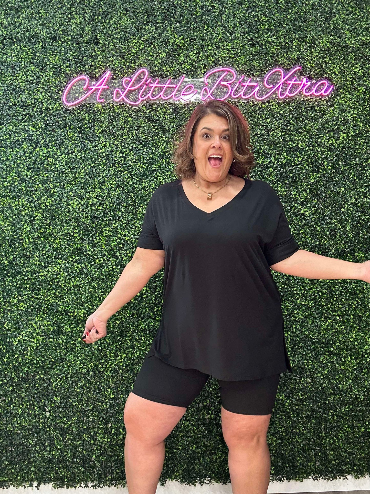 BLACK MICROFIBER V-NECK TOP & BIKER SHORTS