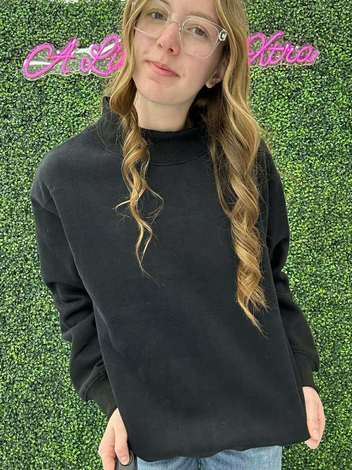 Mock Neck Sweatshirt (black)