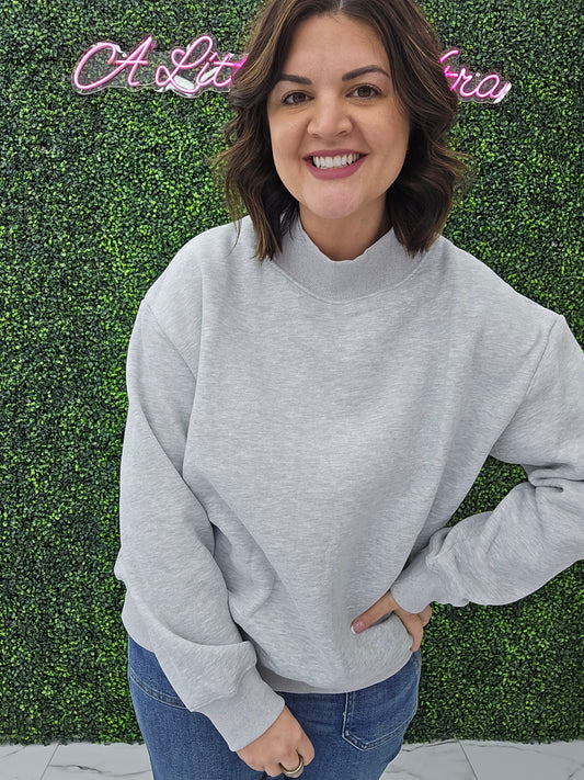 Mock Neck Sweatshirt (light heather)