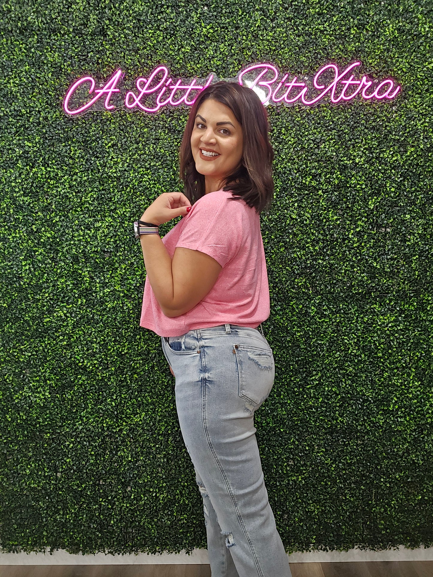 FUSHSIA MELANGE V-NECK CROPPED TOP