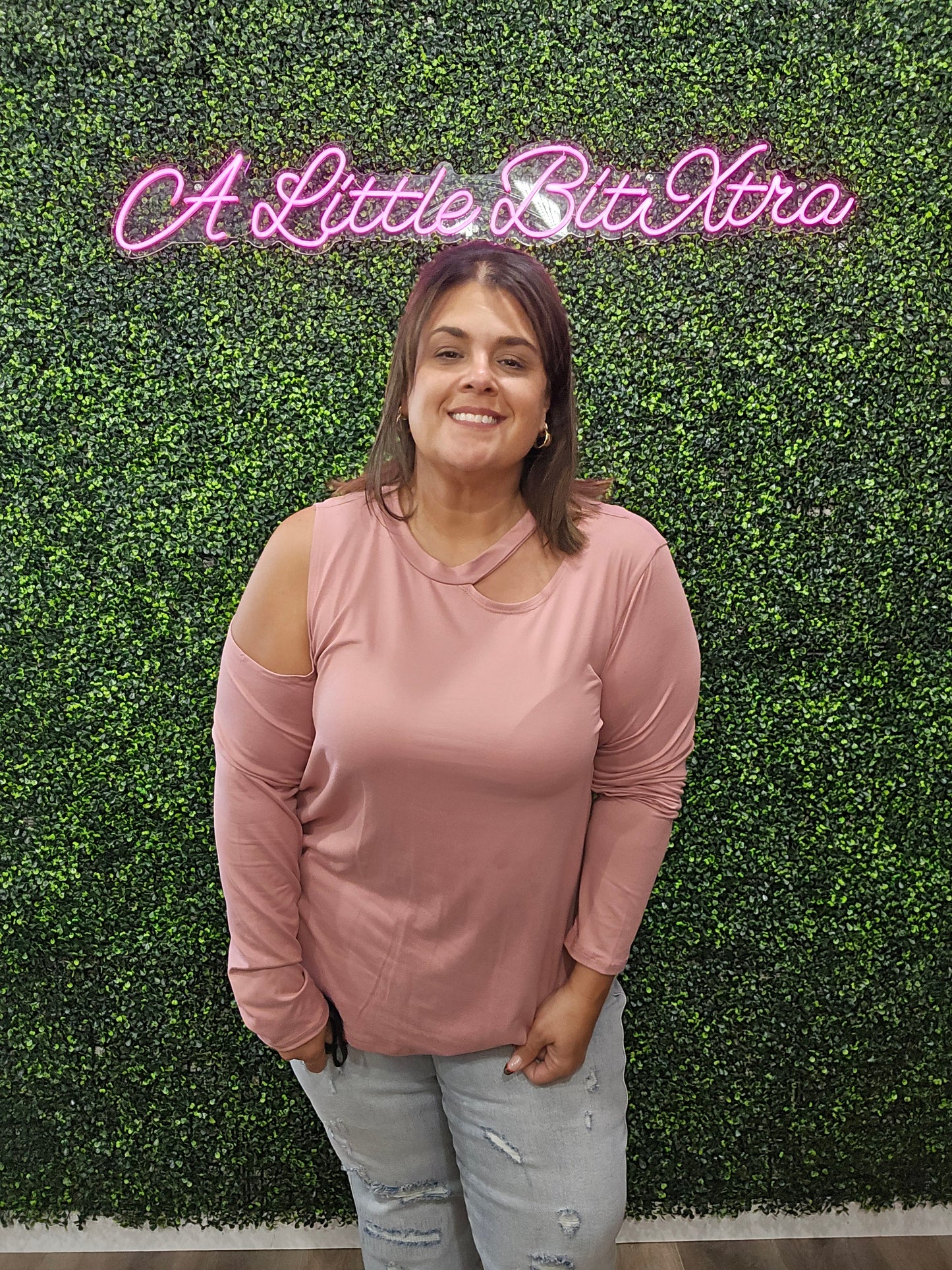 Mauve Round Neck Cold Shoulder Knit Top