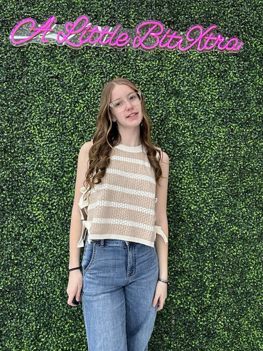 Striped Sleeveless Sweater: Oatmeal/ Ivory