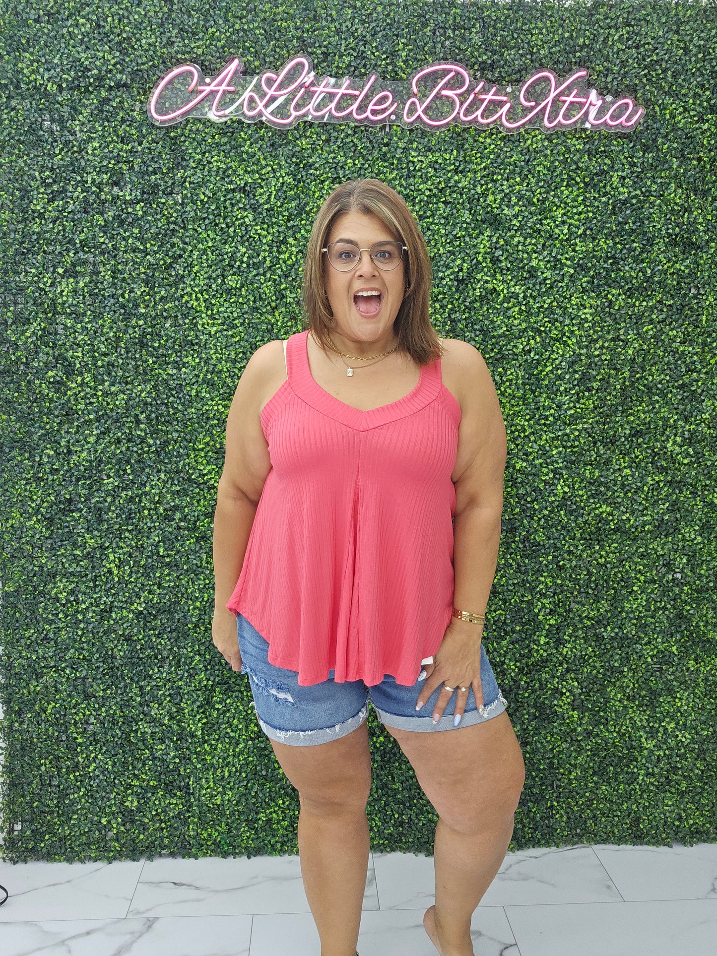 SUMMER KINGSLEY TANK: CORAL