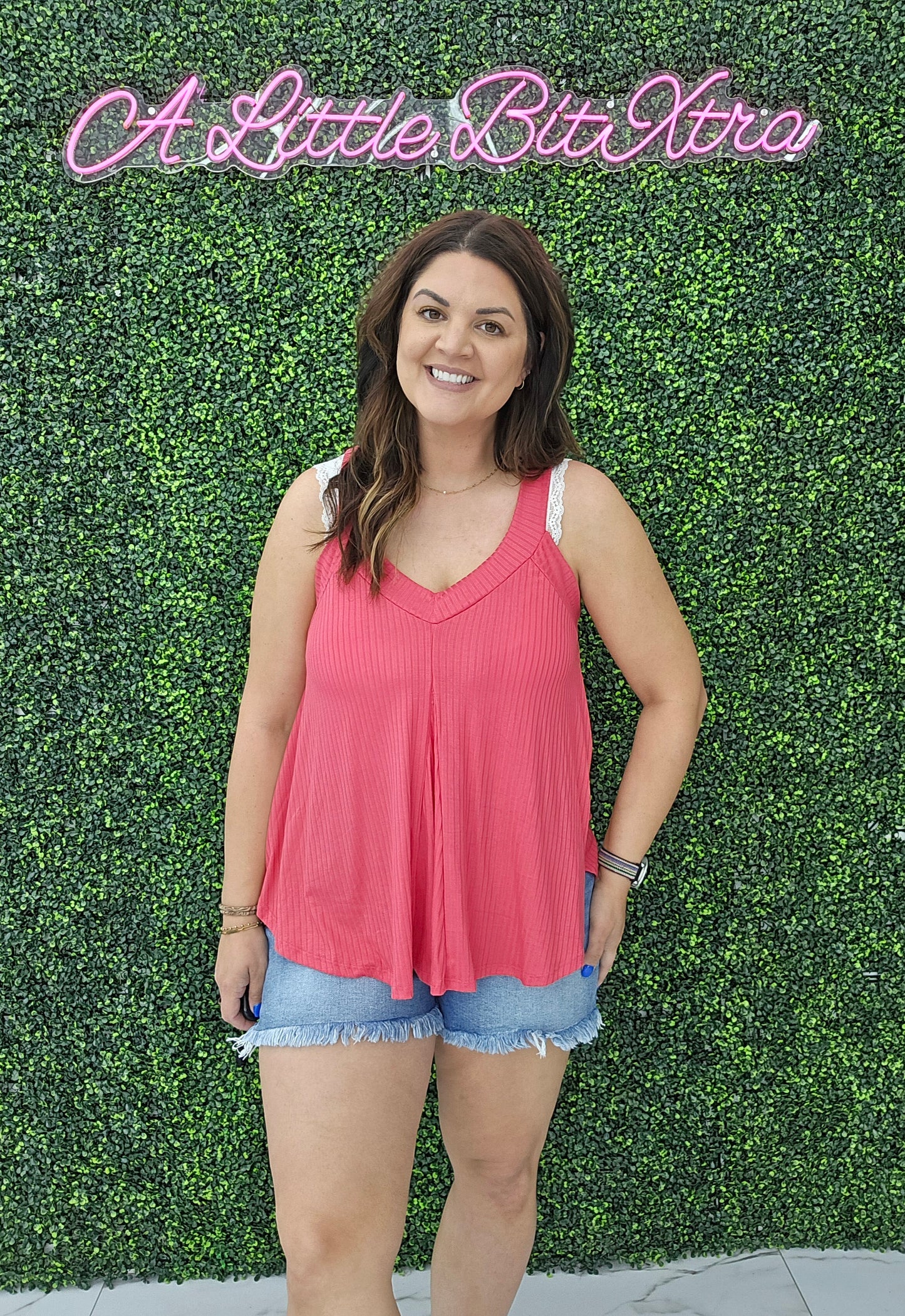 SUMMER KINGSLEY TANK: CORAL