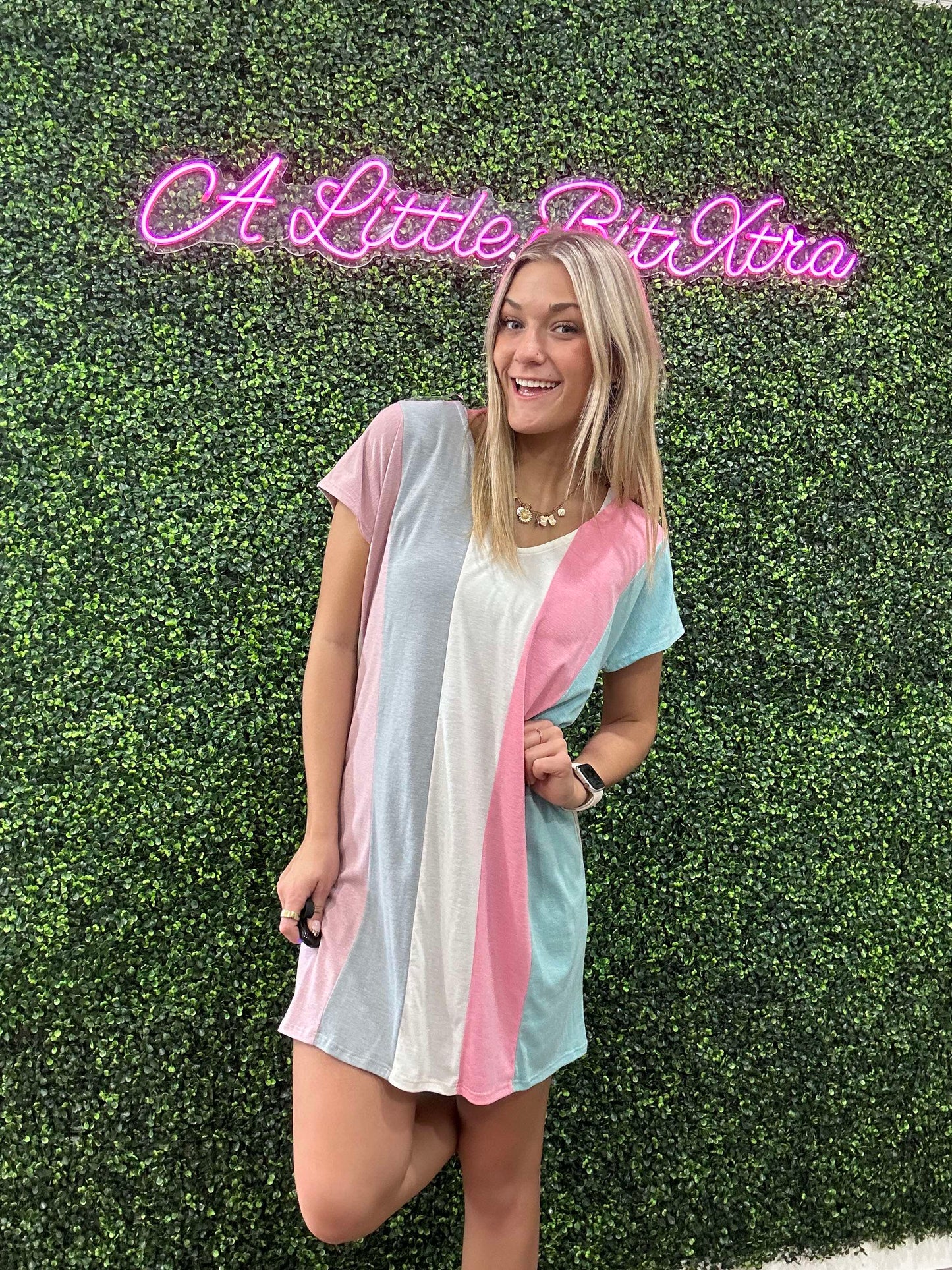 STRIPED V-NECK DRESS