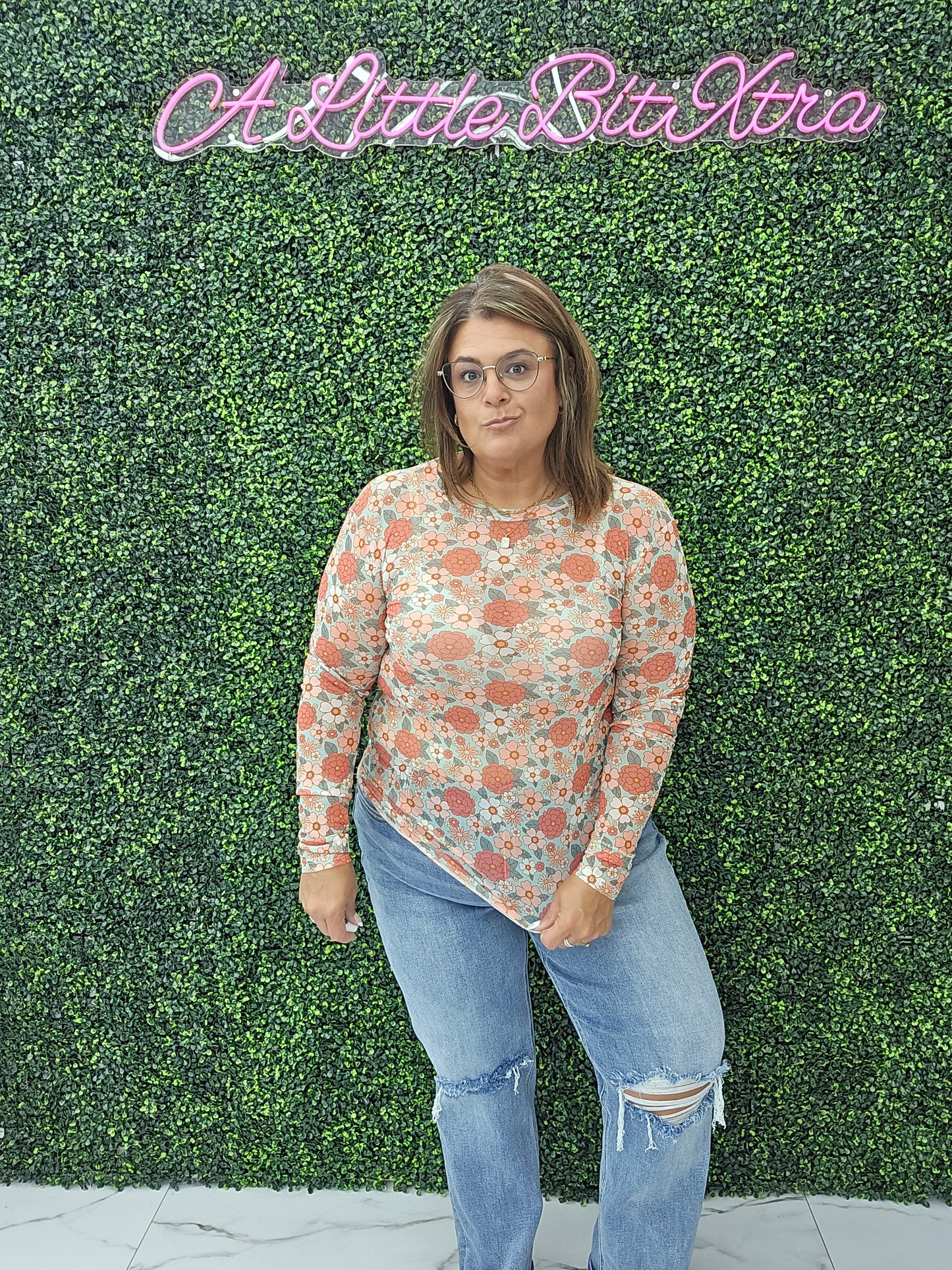 VINTAGE FLORAL PINK MESH TOP