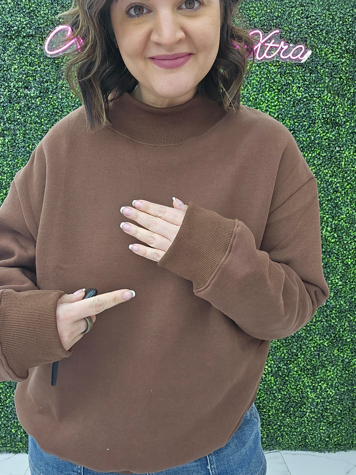 Mock Neck Sweatshirt (chocolate)