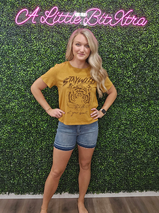 JB MID-RISE TUMMY CONTROL VINTAGE WASH SHORTS