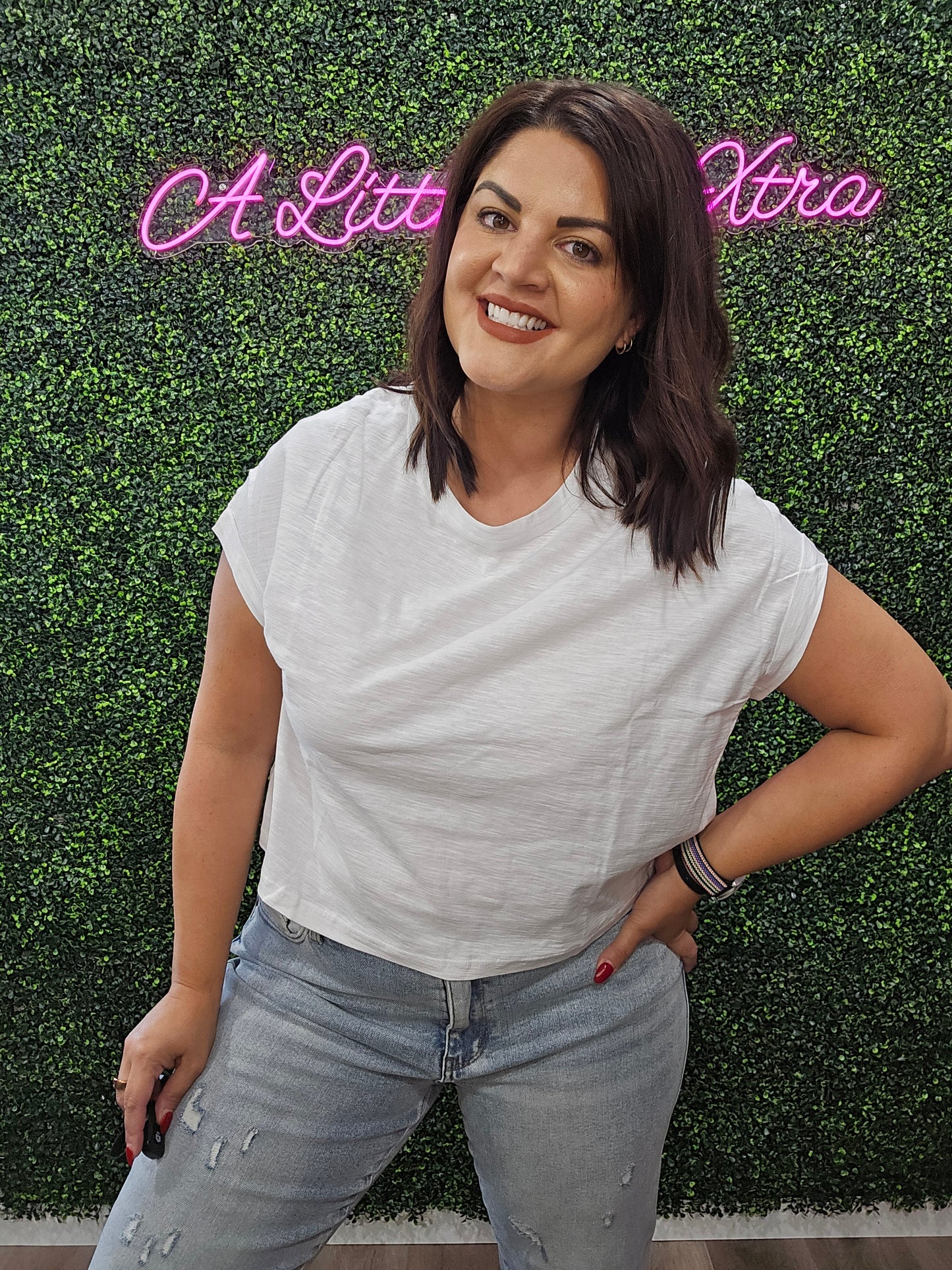 WHITE BOXY COTTON TEE