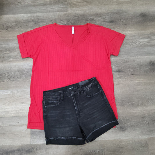 RED RIBBED TOP