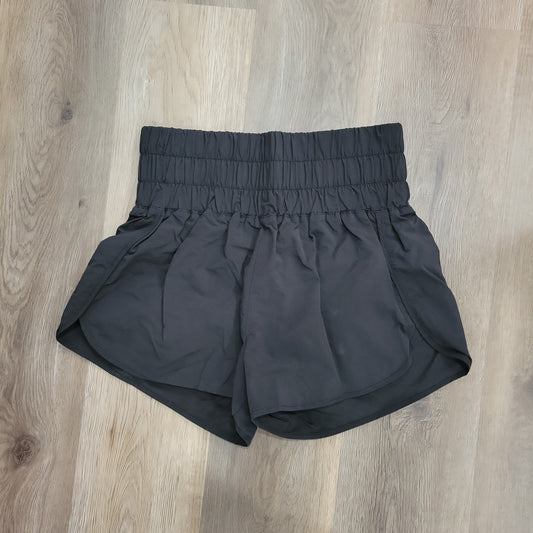 BLACK HIGH-RISE ATHLETIC SHORTS