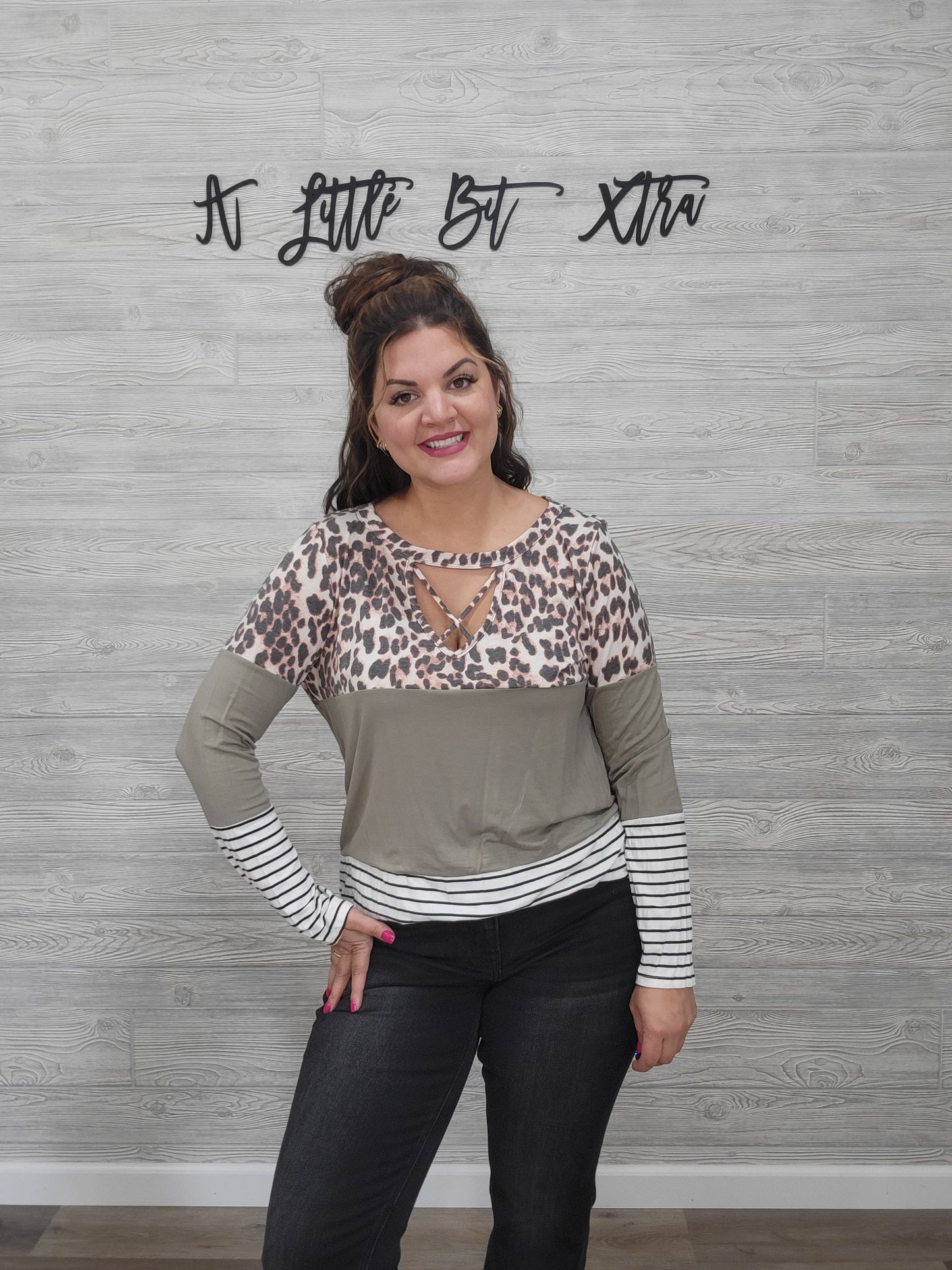 OLIVE AND LEOPARD COLORBLOCK TOP