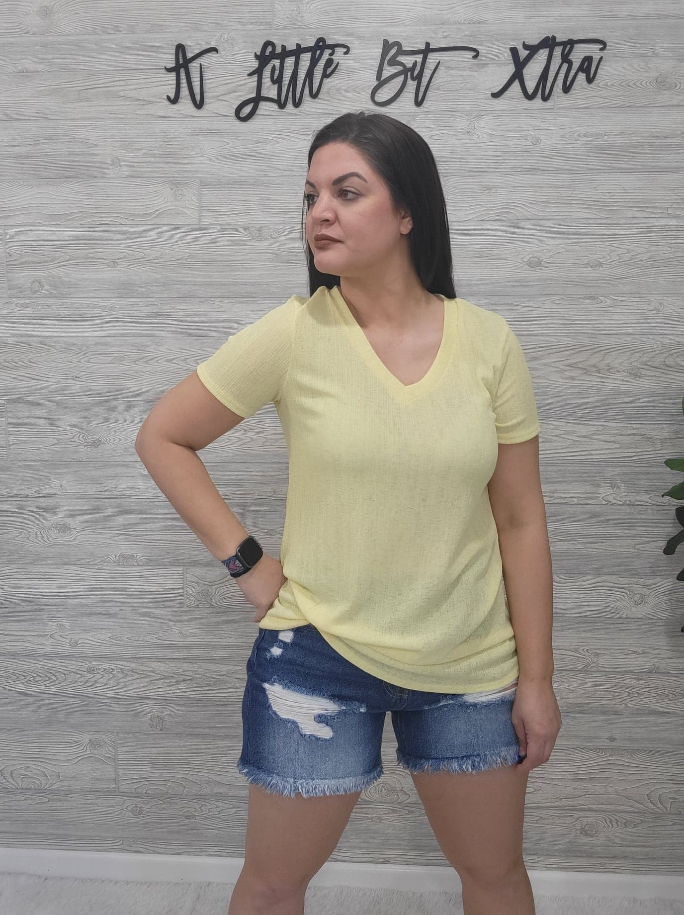 YELLOW V-NECK SOLID TOP