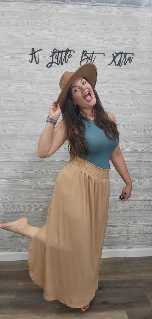 CAMEL MAXI SKIRT