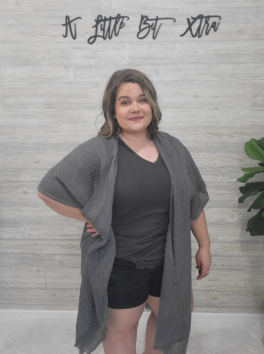 GRAY WOVEN LONGLINE TRIBAL KIMONO