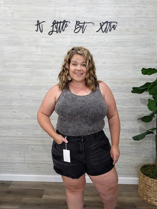 KANCAN BLACK JEAN SHORTS